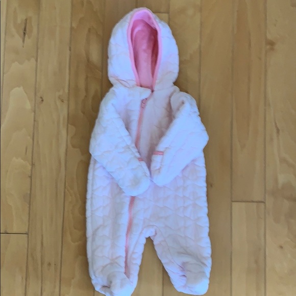 🎀Lot of 4 Outfits (3-6mo)🌸 - Picture 5 of 6